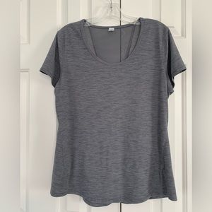 Old Navy Breathe On Workout Shirt, Color: Gray, Size: L